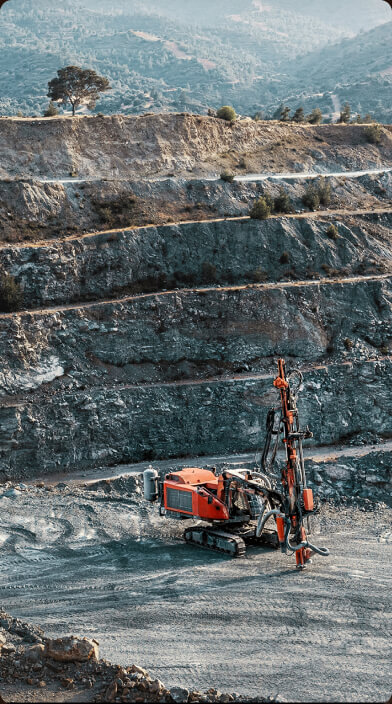 licenciamento arqueológico e estudo do patrimônio cultural, atuando setores como mineração, energia, construção civil, parques eólicos, UHE’s, PCH’s, projetos rodoviários e muito mais.